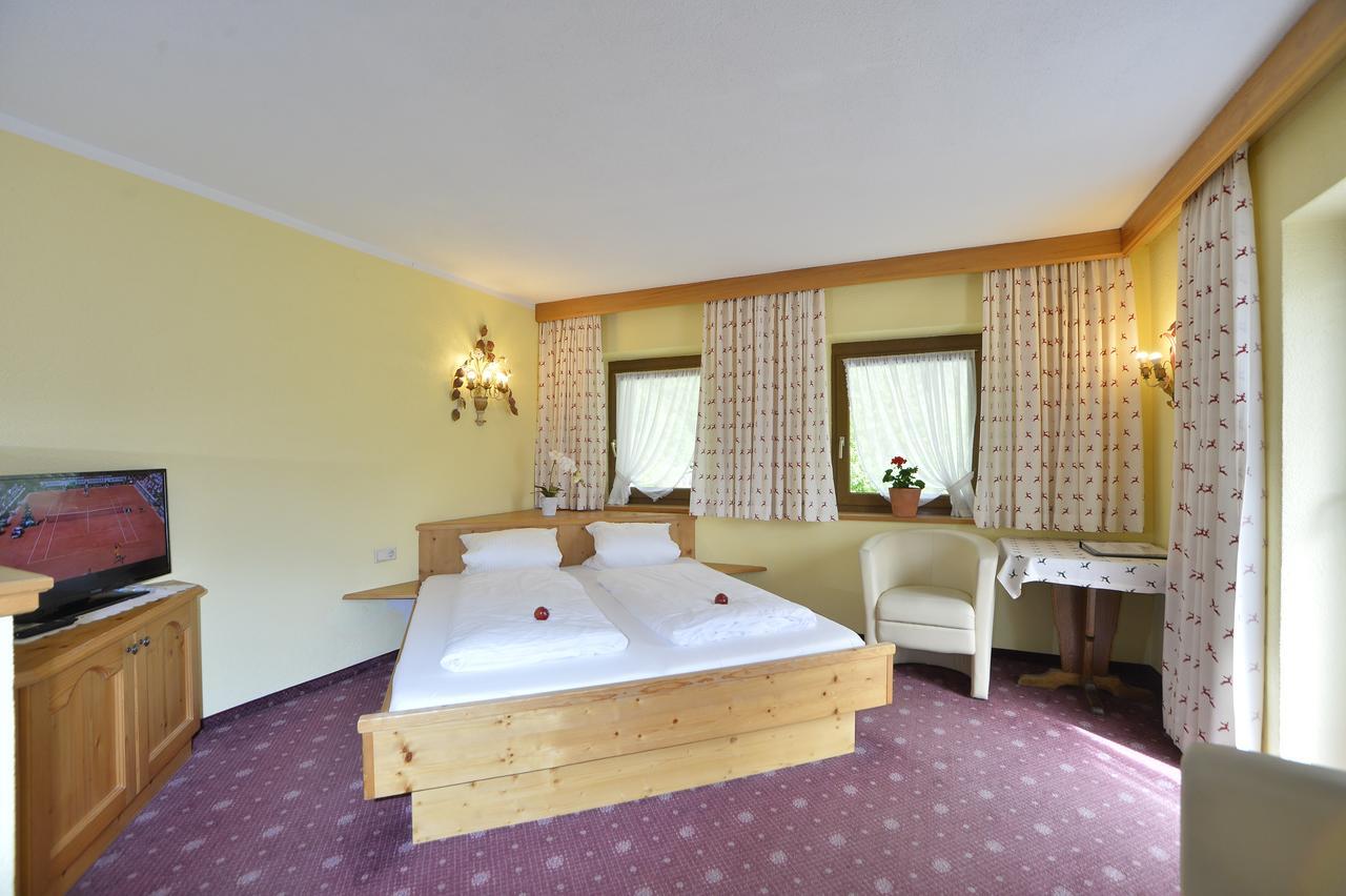Pension Und Apartments Landhaus Marie Лойташ Екстериор снимка