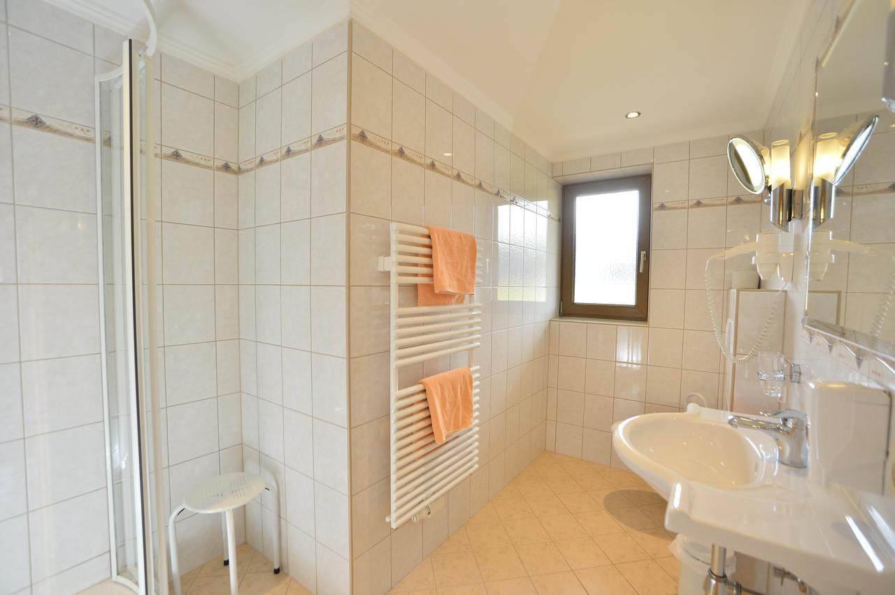 Pension Und Apartments Landhaus Marie Лойташ Екстериор снимка